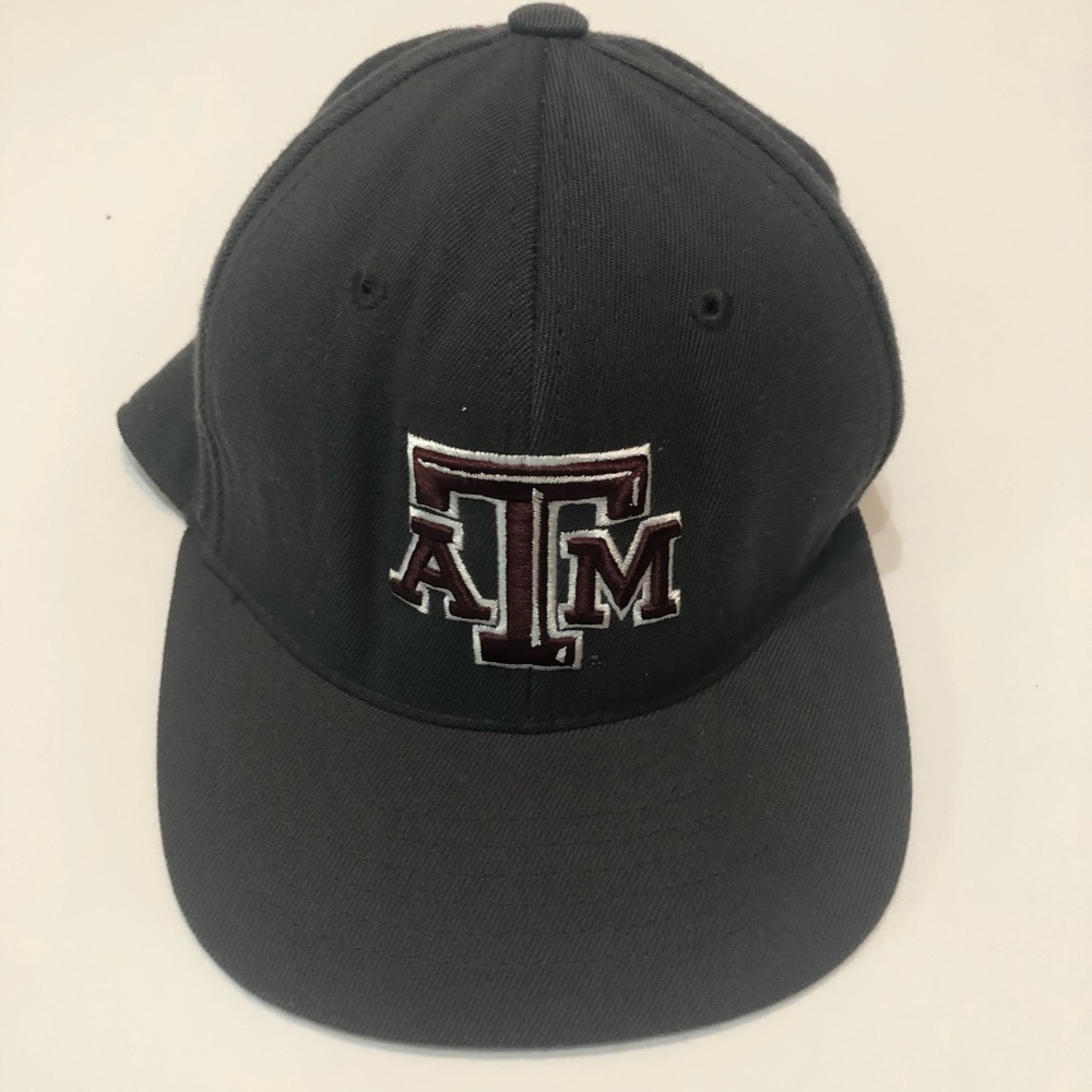ATM grey cap